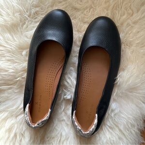 Caslon Bella Black Leather Women's Flats